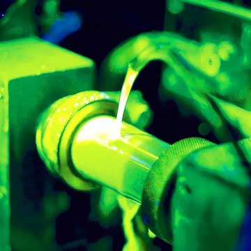 Fluorescent Magnetic Particle Testing